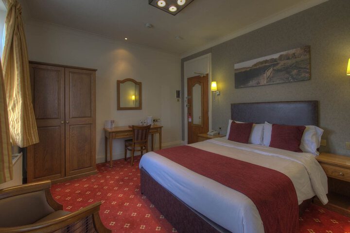 Room 20 of 40