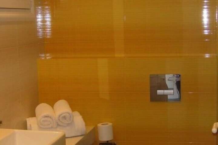 Clean Restrooms