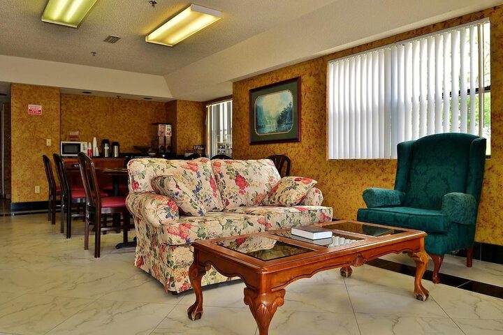 Hotel Interior 2 of 31