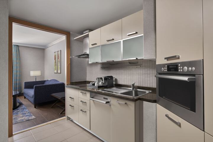 Room 18 of 51