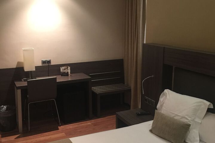 Room 8 of 51