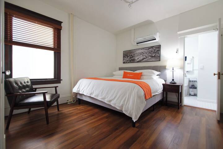 Room 5 of 59
