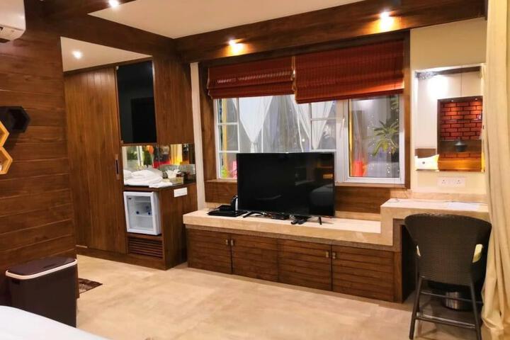 Shivers Oasis Luxury Rooms