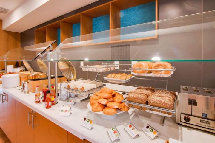 Breakfast/Coffee Service 12 of 13