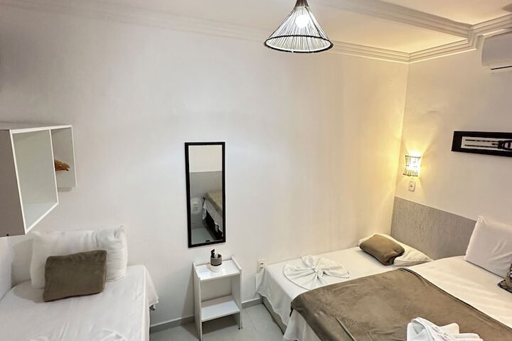 Room 7 of 36