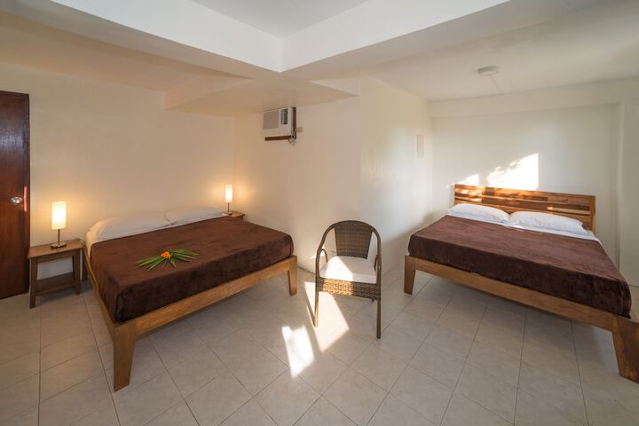 Room 9 of 47
