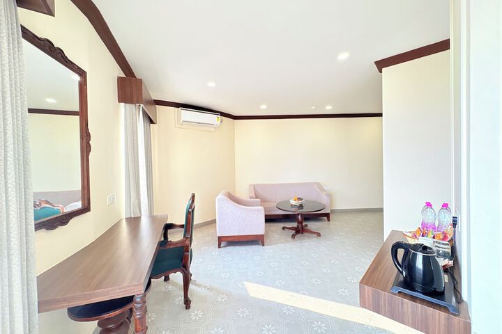 Room 36 of 154