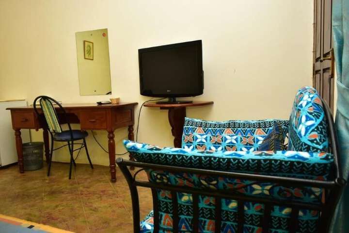 Room 3 of 47