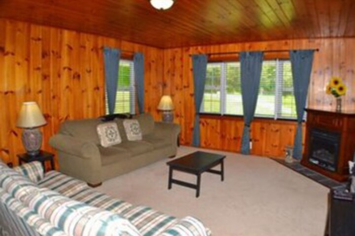 Room 9 of 25