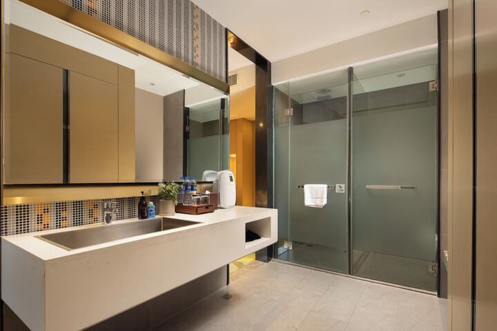 Clean Restrooms