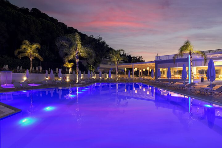 Pool 27 of 63