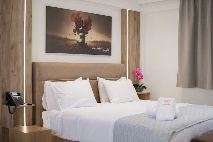 Room 10 of 42