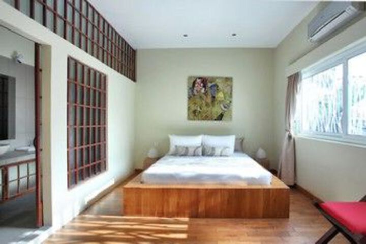 Room 25 of 73