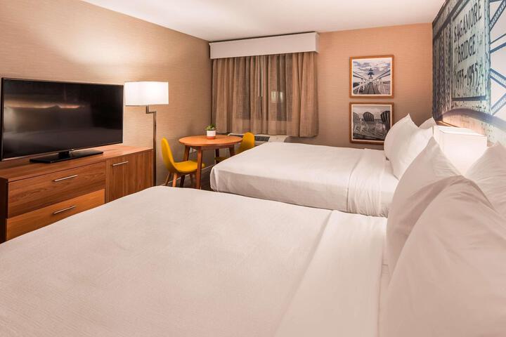 2 Queen Beds Microwave and Refrigerator WiFi (3 of 26)