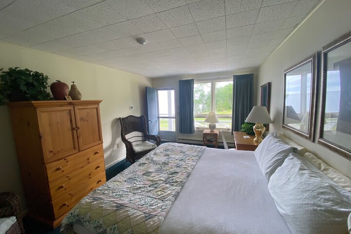 Room 46 of 205