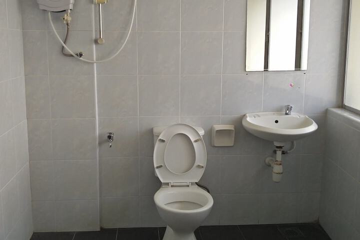 Room 82 of 97