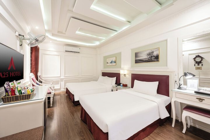 Room 5 of 22