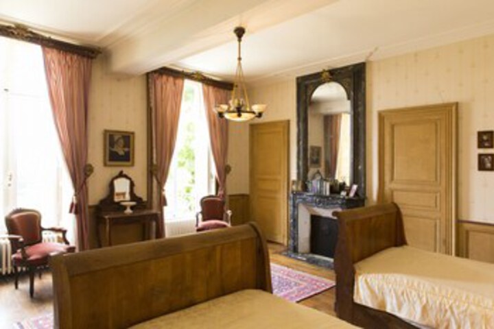 Room 50 of 70