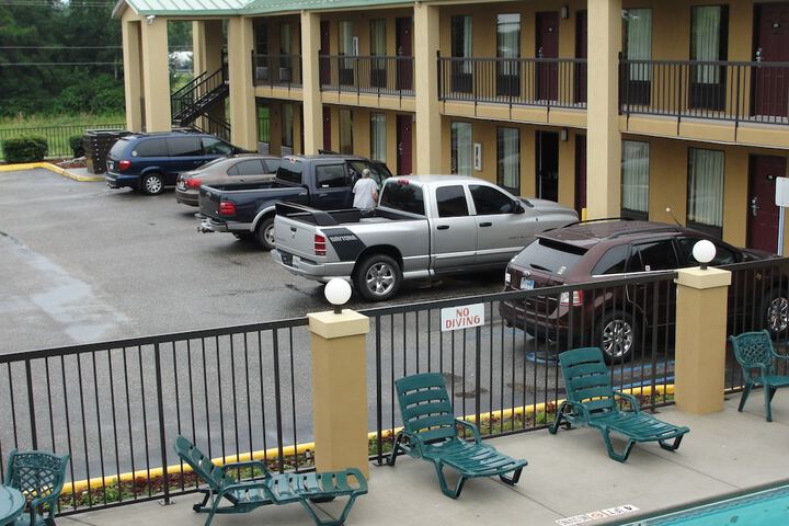 Property Grounds 23 of 31