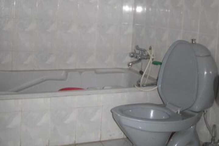 Room 3 of 25
