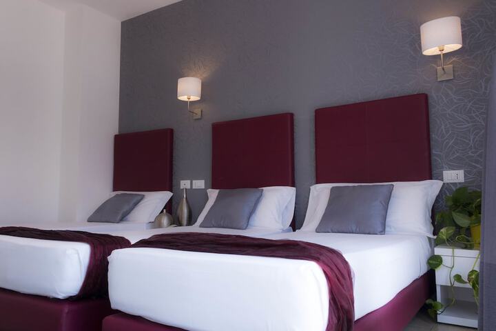 Room 16 of 128