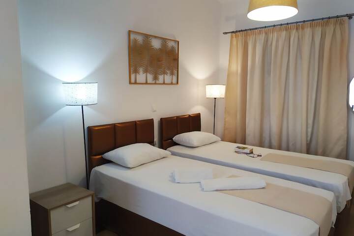 Room 13 of 72