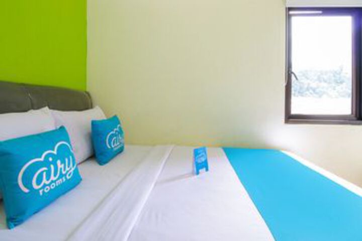 Room 4 of 13