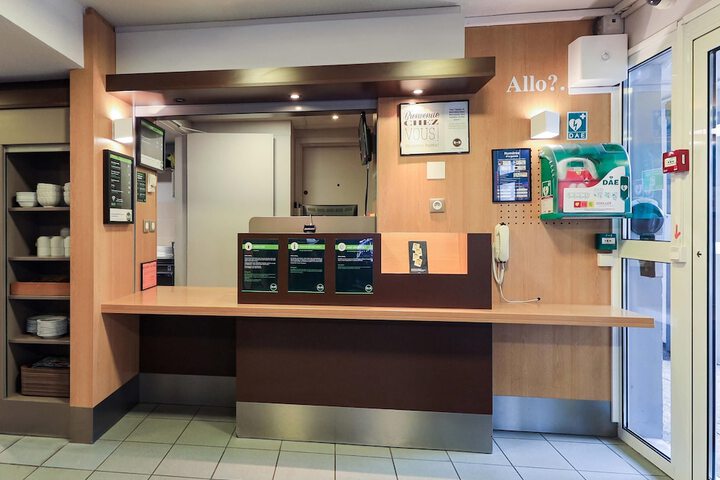 Hotel Lobby