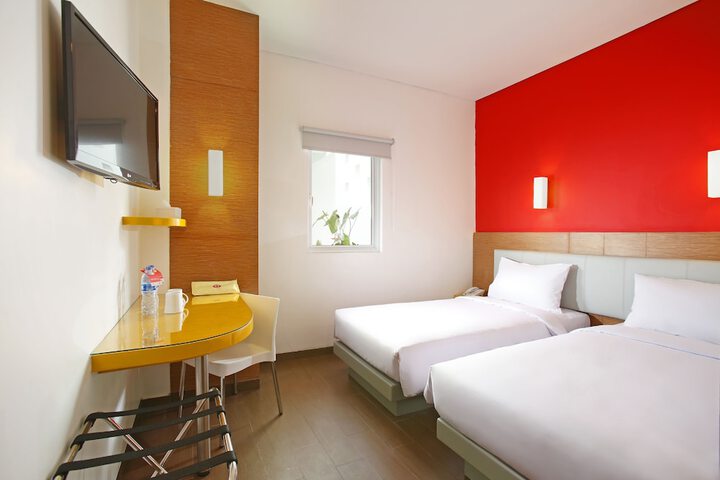 Room 8 of 20