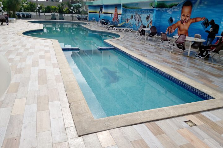 Pool 7 of 15