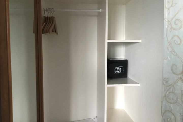 Room 28 of 54