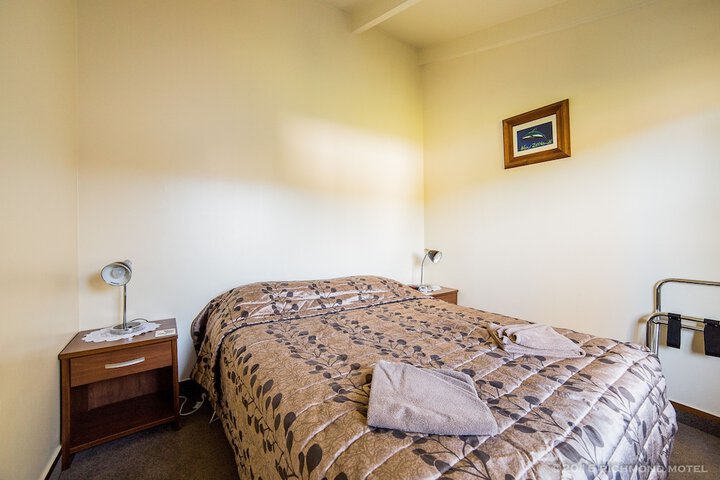 Room 9 of 64