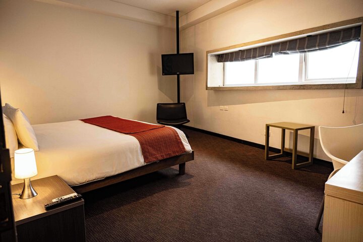 Room 5 of 29