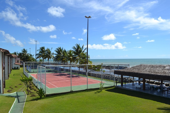 Tennis court