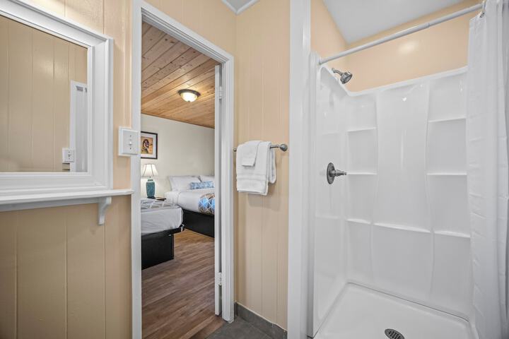 Clean Restrooms
