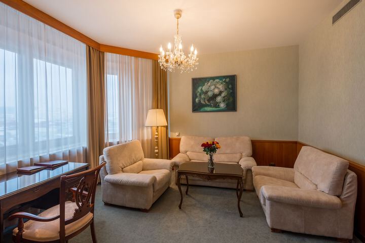 Room 25 of 113