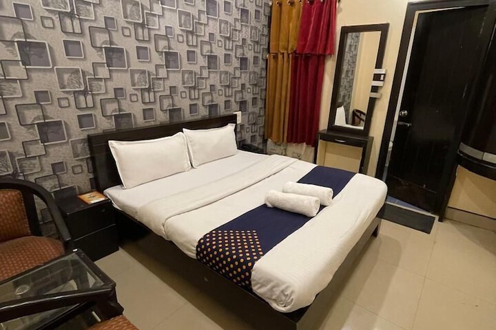 Room 3 of 14