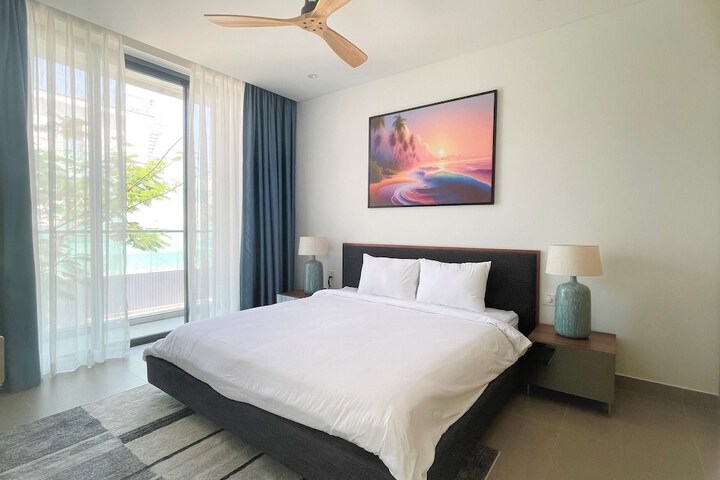 Room 26 of 145