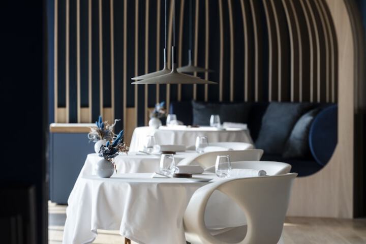 Dining 57 of 75