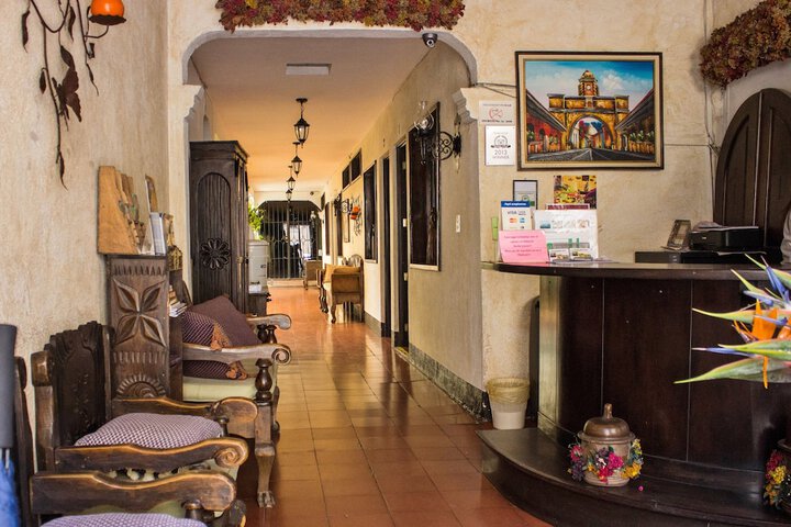 Entrance & Lobby
