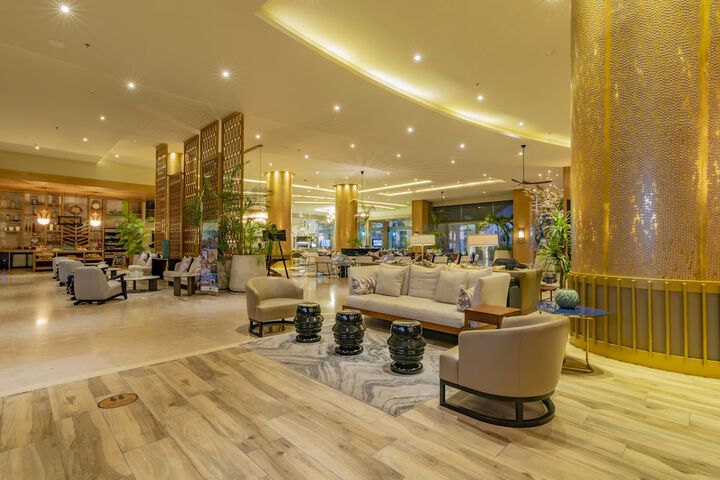 Hotel Interior 2 of 93
