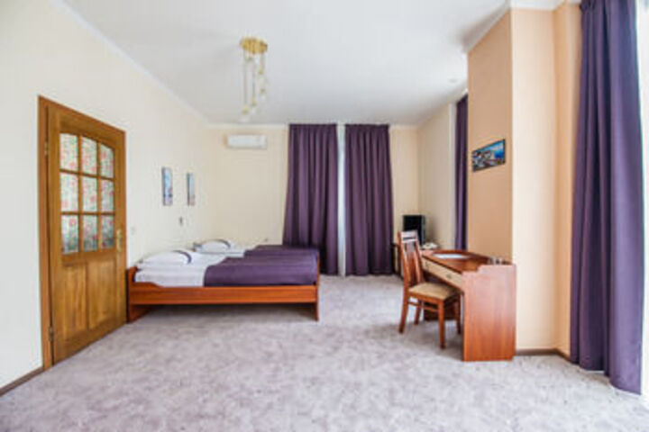 Room 31 of 46