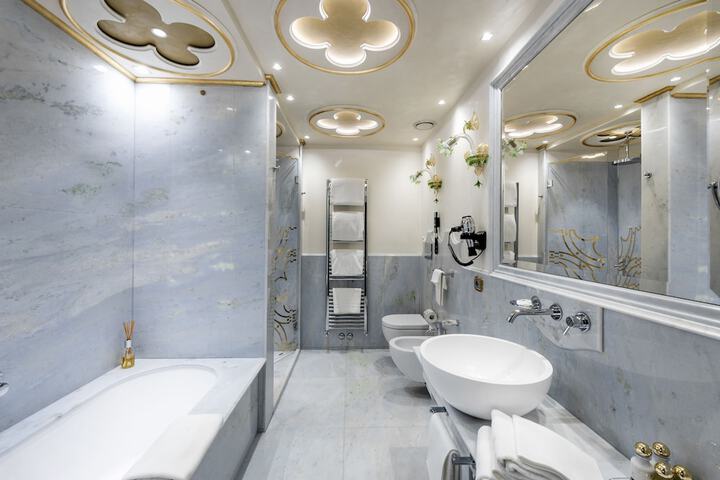 Clean Restrooms