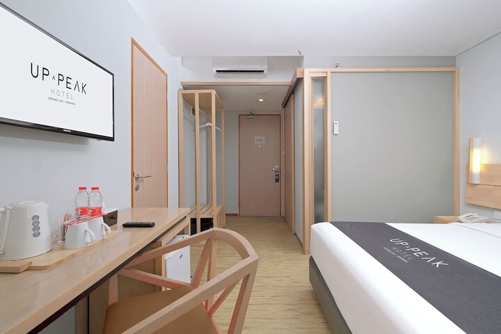 Room 16 of 41