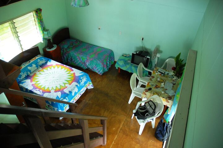 Room 3 of 41
