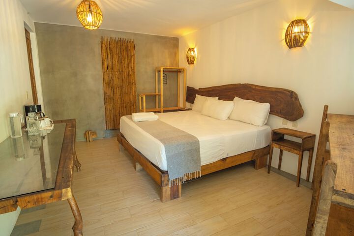 Room 17 of 91