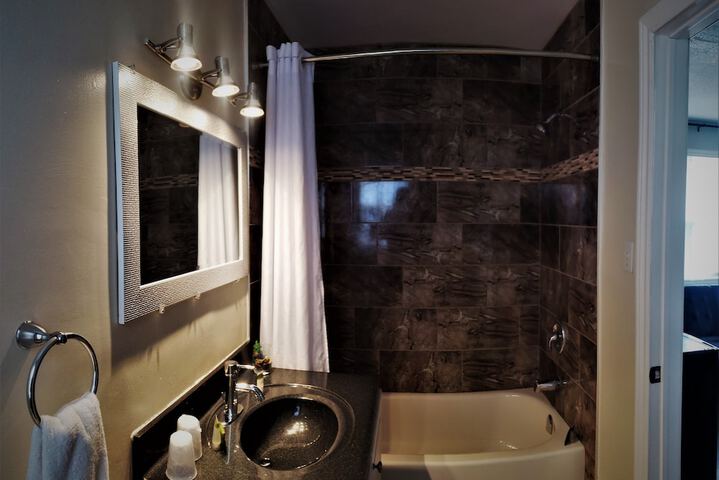 Room 18 of 29