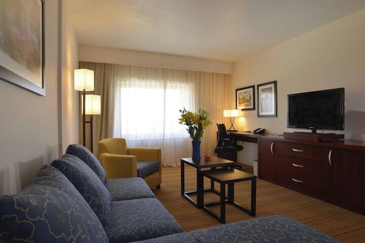Room 12 of 72