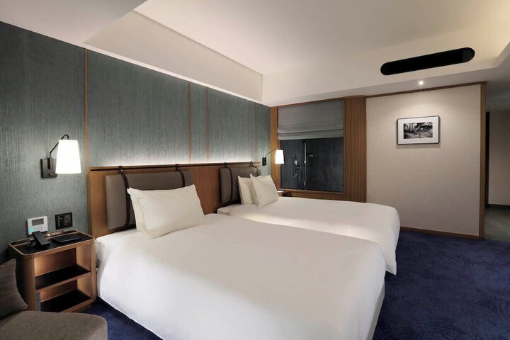 Room 6 of 58
