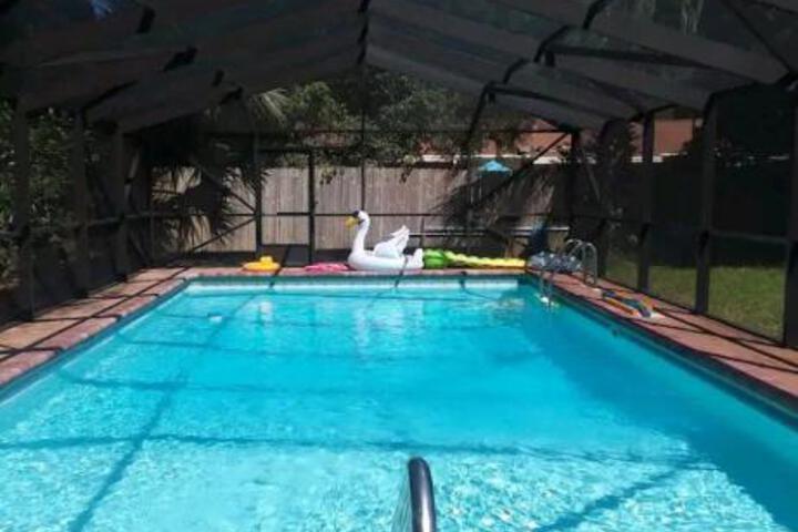Image of A Touch of Madagascar in Fort Walton Beach with HEATING POOL